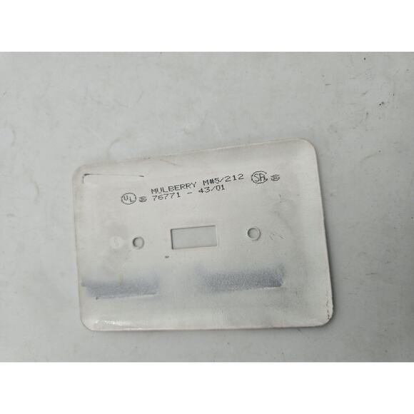 I Love Lucy Metal Switch Plate Cover Pre-owned - Picture 4 of 4